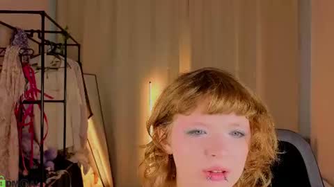 Violet online show from 07-29-26, 01:26