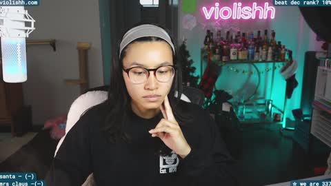 Snapshot of violishh chatting on 12-18-24, 08:03 follow me on twitter violishh and ig violishh  online show from 12-18-24, 08:03