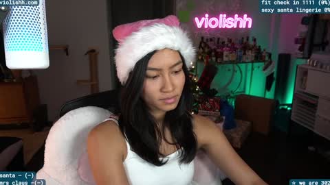 Snapshot of violishh chatting on 12-23-24, 11:17 follow me on twitter violishh and ig violishh  online show from 12-23-24, 11:17