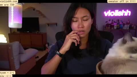 Snapshot of violishh chatting on 09-14-25, 01:05 follow me on twitter violishh and ig violishh  online show from 09-14-25, 01:05