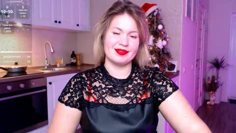 Snapshot of vip_juicy chatting on 01-09-25, 11:03 VelvettTime online show from 01-09-25, 11:03