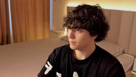 Snapshot of vip_person_ chatting on 03-23-26, 02:32 vip_person_ online show from 03-23-26, 02:32