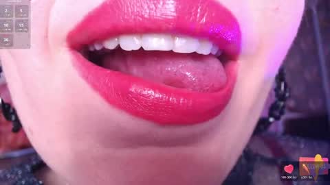 Snapshot of vip_sweetness chatting on 05-01-26, 05:23 vip sweetness online show from 05-01-26, 05:23