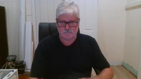 viper654321 online show from 01-08-26, 07:54