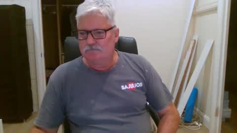 viper654321 online show from 01-12-26, 07:35