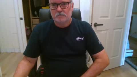 viper654321 online show from 02-15-26, 11:23