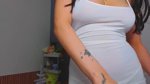 Snapshot of viper_rr chatting on 12-15-25, 05:28 viper_rr online show from 12-15-25, 05:28