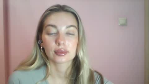 emma online show from 07-28-26, 12:01