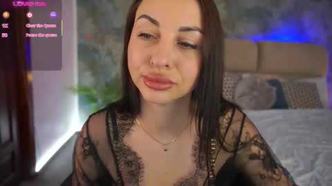 Snapshot of virgniagibson chatting on 02-11-26, 11:15 Virginia online show from 02-11-26, 11:15