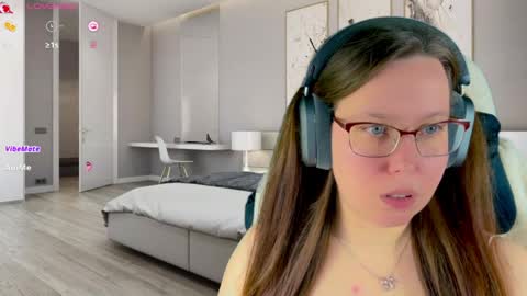 Victoria Romans online show from 04-08-26, 08:42