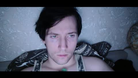 Snapshot of vitiligoboyy chatting on 11-21-25, 04:00 vitiligoboyy online show from 11-21-25, 04:00