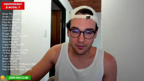 Snapshot of vito_ferrero chatting on 04-28-26, 10:37 Vito Ferrer online show from 04-28-26, 10:37