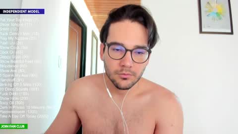 Snapshot of vito_ferrero chatting on 06-02-26, 01:02 Vito Ferrer online show from 06-02-26, 01:02