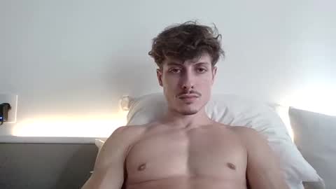 vitoraugustoxxx online show from 10-26-25, 07:09