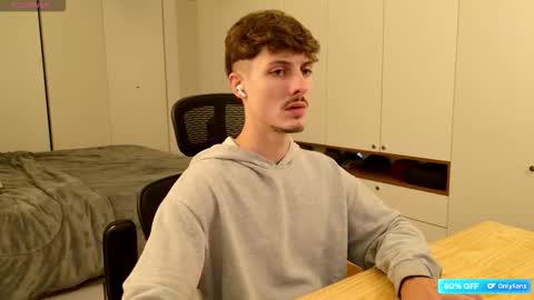 vitoraugustoxxx online show from 03-11-26, 05:52