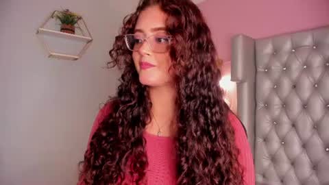 Snapshot of vitoria_kind chatting on 07-10-26, 06:32 Victoria online show from 07-10-26, 06:32