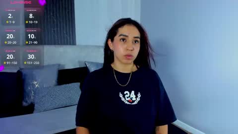 Snapshot of vittoria_conti_ chatting on 06-25-26, 05:39 vittoria online show from 06-25-26, 05:39