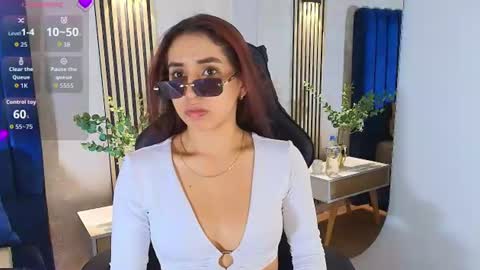 Snapshot of vittoria_conti_ chatting on 07-11-26, 06:10 vittoria online show from 07-11-26, 06:10