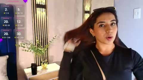 Snapshot of vittoria_conti_ chatting on 07-18-26, 05:39 vittoria online show from 07-18-26, 05:39
