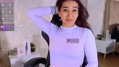 Snapshot of vittoria_conti_ chatting on 07-28-26, 06:07 vittoria online show from 07-28-26, 06:07