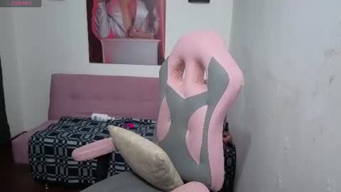 Snapshot of vittoria_lombardi07 chatting on 07-22-26, 11:24 VITTORIA online show from 07-22-26, 11:24