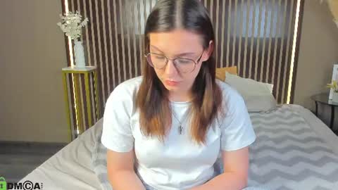 Viva online show from 06-17-26, 08:39