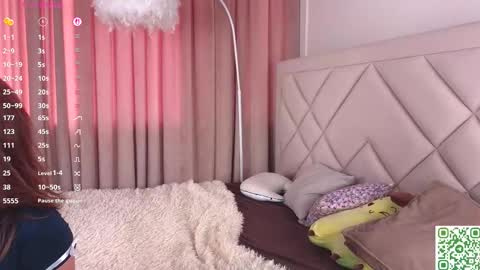 Snapshot of vivi_ennes chatting on 10-11-25, 07:40 You like my friends can call me LUNA This is my first day here online show from 10-11-25, 07:40