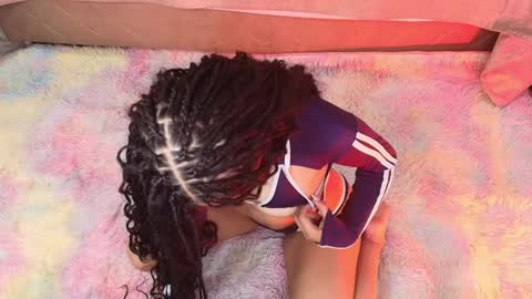 Vivi online show from 01-15-25, 04:04