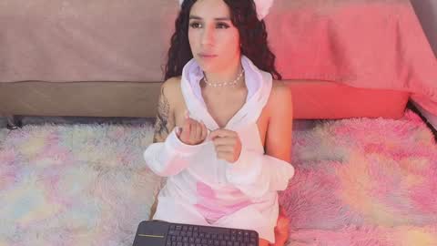 Vivi online show from 01-16-25, 04:17