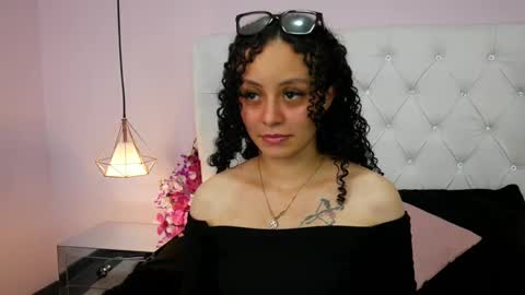 Vivi online show from 09-27-25, 04:06