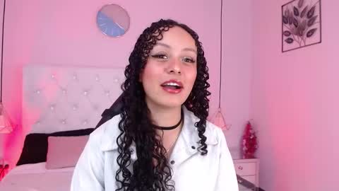 Vivi online show from 10-18-25, 03:53