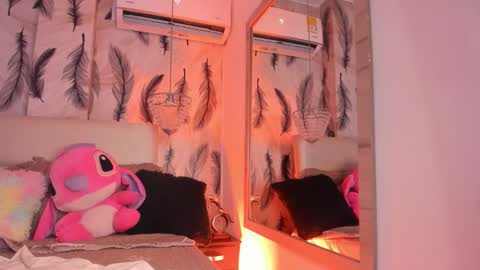 Viviana  online show from 09-24-25, 11:08