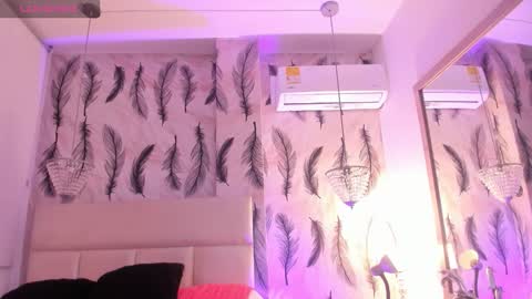 Viviana  online show from 10-17-25, 11:18