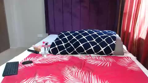 vivi_reeves online show from 03-05-26, 12:12