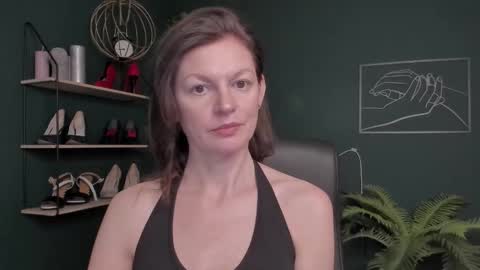 Vivian online show from 11-11-25, 12:16