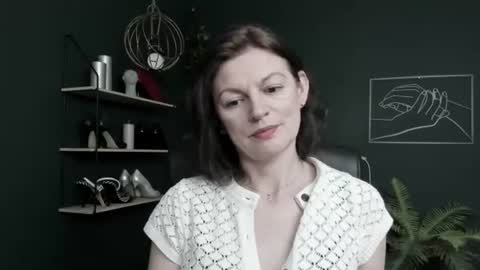 Vivian online show from 06-10-26, 06:34