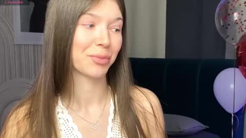 Vivian Evans online show from 02-20-25, 04:07