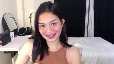 Vivian online show from 12-15-24, 01:13