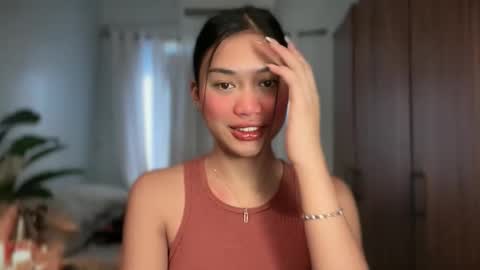 Vivian online show from 05-04-26, 11:23