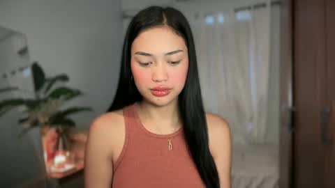 Snapshot of vivian_roberts chatting on 06-12-26, 01:15 Vivian online show from 06-12-26, 01:15