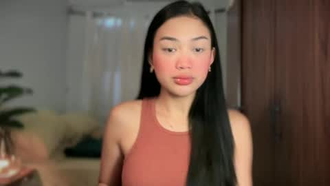 Snapshot of vivian_roberts chatting on 06-15-26, 12:35 Vivian online show from 06-15-26, 12:35