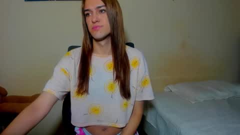 instagram Viviana73215 online show from 12-04-25, 12:03