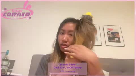 viviandela97 online show from 06-21-26, 04:26