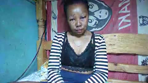 viviane0812 online show from 03-02-25, 08:16