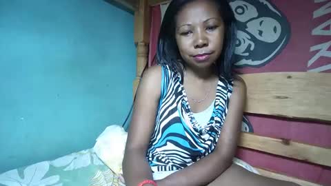 viviane0812 online show from 03-12-25, 06:22