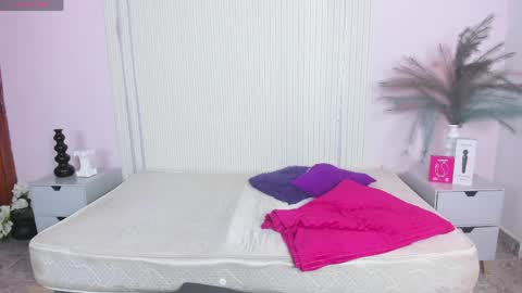 vivianowen9 online show from 04-20-26, 12:30