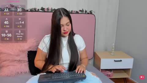 Vivian online show from 09-17-25, 12:07