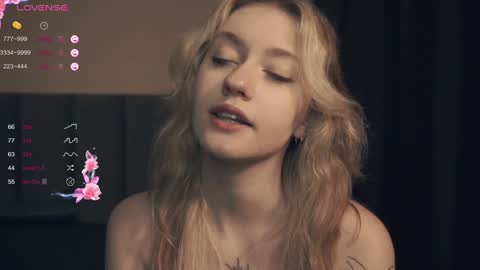 Nelly and Mari online show from 03-04-25, 09:11