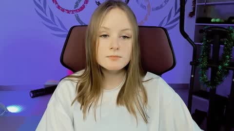 Snapshot of vivienleeigh chatting on 12-31-24, 11:20 Vivien online show from 12-31-24, 11:20