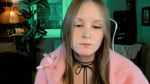 Snapshot of vivienleeigh chatting on 01-26-25, 12:11 Vivien online show from 01-26-25, 12:11